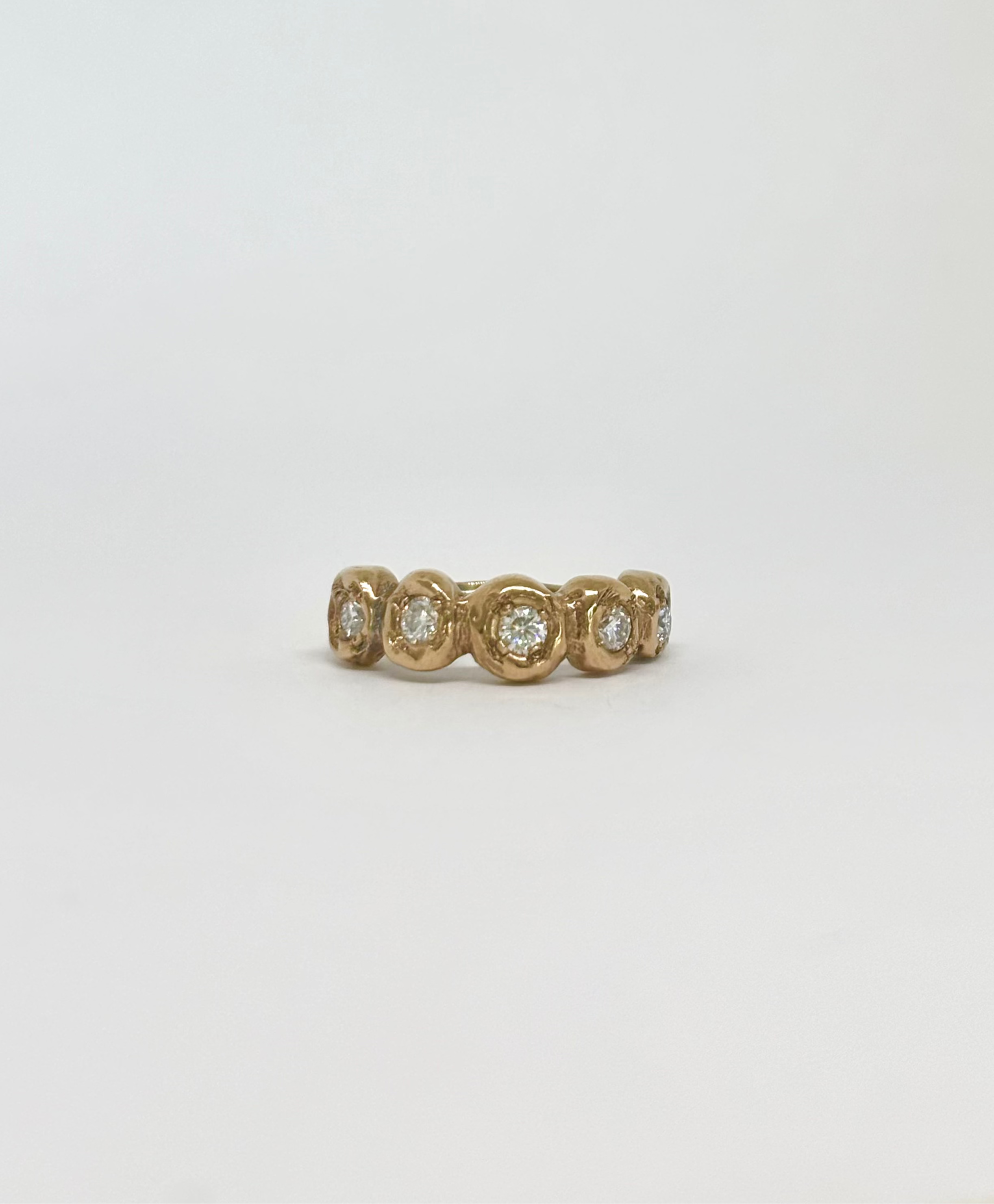 Vela ring