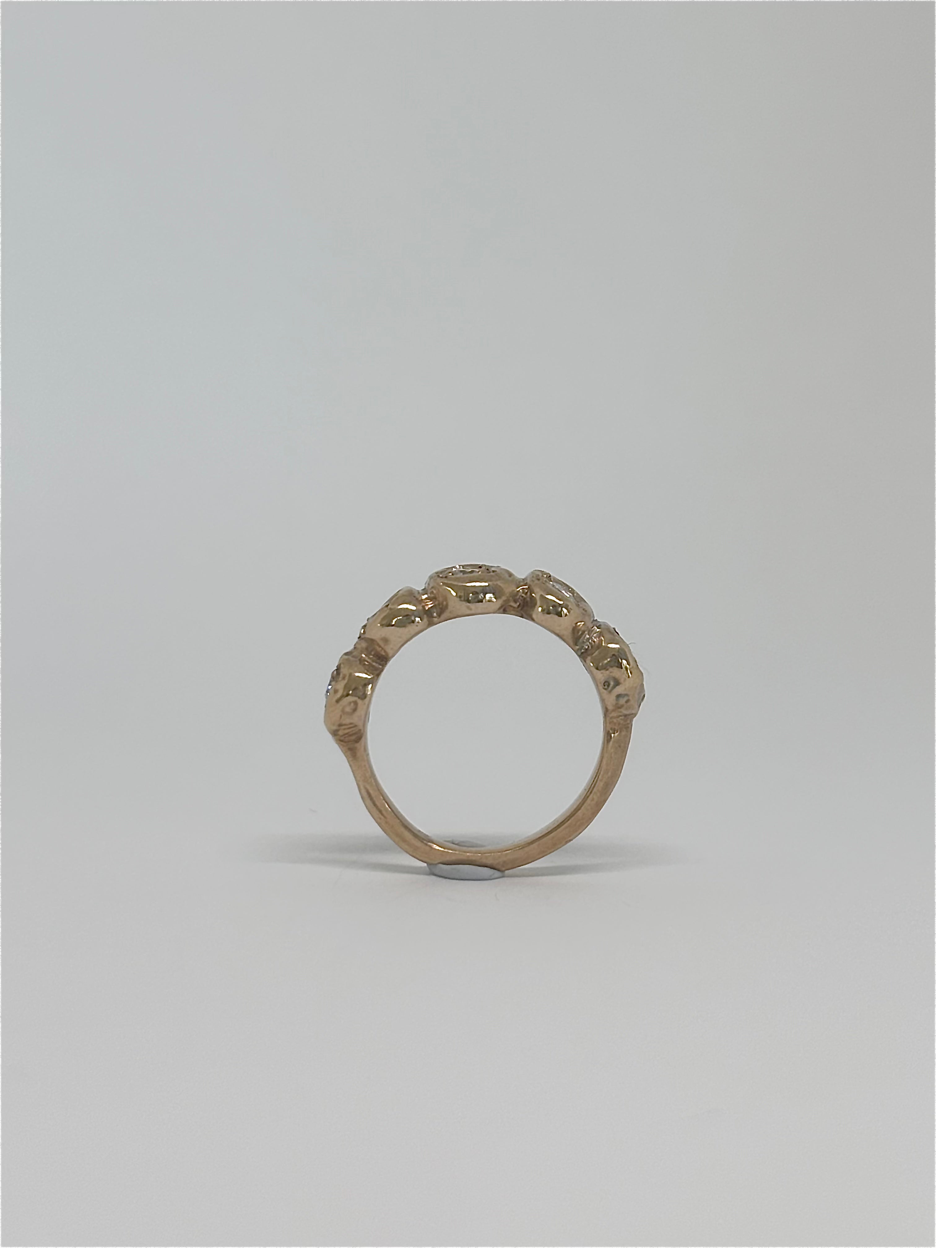 Vela ring